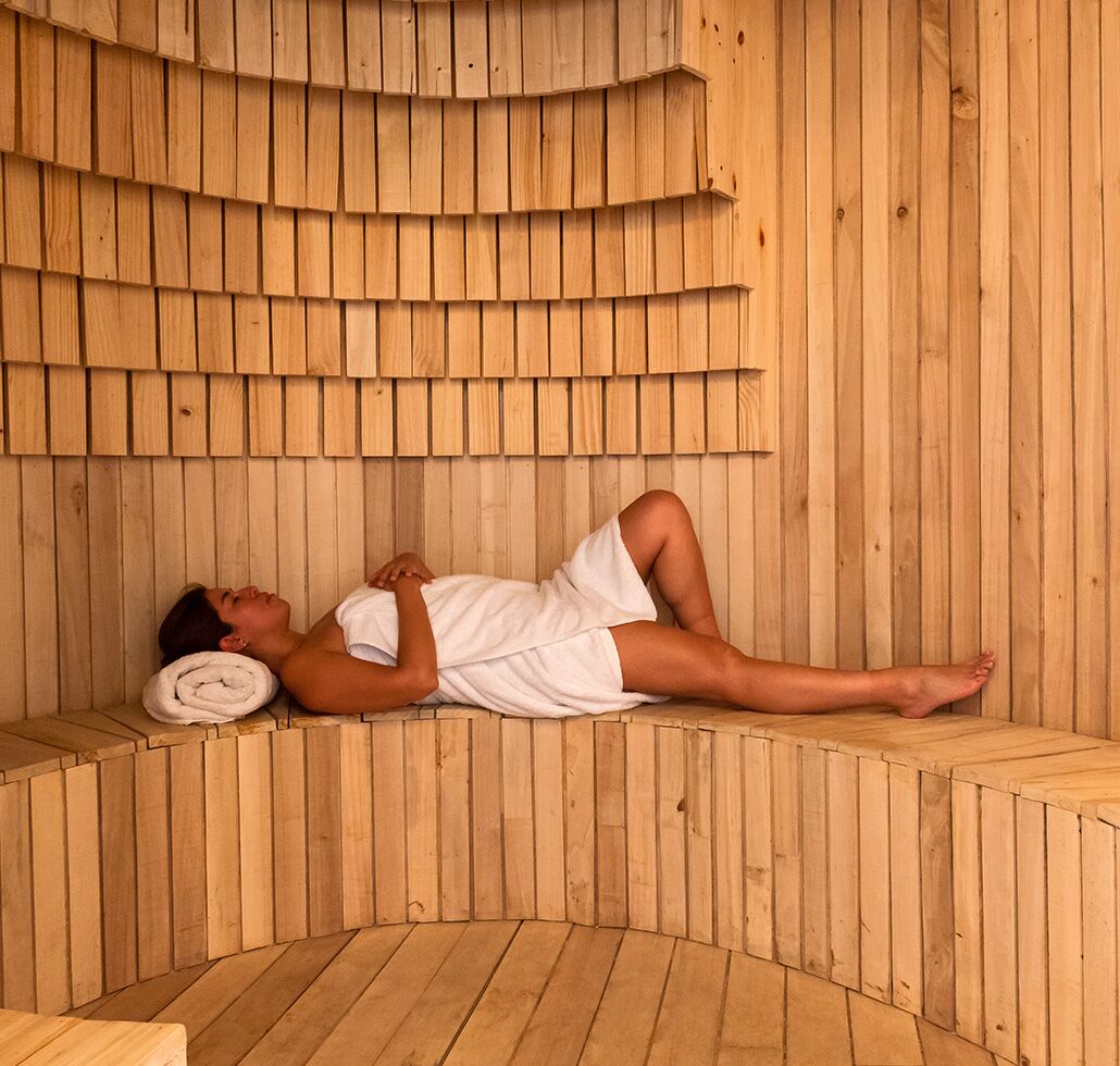 Serenidade subterrânea no spa do Refugia Chiloé